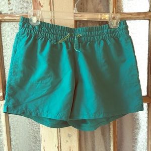 Northface shorts, 4